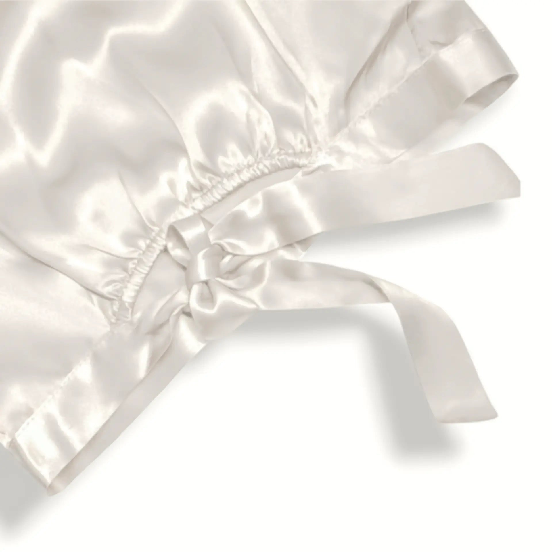 bonnet-en-soie-sale-longueur-supplementaire.jpg Bonnet en soie % Sale % Longueur supplémentaire pour cheveux longs - Bonnet en soie Long (Blanc Ivoire) - PSBoutique.ch - <p><strong>Bonnet en so...