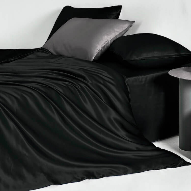 Silk duvet cover Black buy in Switzerland Pure Swiss Boutique