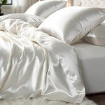 silk-duvet-cover-sale-elegant-breathable.jpg Silk Duvet Cover % Sale % Elegant, Breathable & Gentle on Skin - Silk Duvet Cover (Ivory White) - PSBoutique.ch - <p><strong>Silk Duvet Cover...