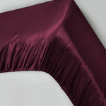 drap-housse-en-soie-pour-matelas-parure-de-li.jpg Drap-housse en soie pour matelas | Parure de lit en promotion en Suisse - Drap-housse en soie (Bordeaux) - PSBoutique.ch - <p><strong>Drap-housse...