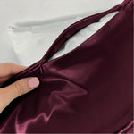 housse-d-oreiller-en-soie-hypoallergenique-a.jpg Housse d’oreiller en soie – Hypoallergénique & Douce pour la Peau - Taie d'oreiller en soie (Bordeaux) - PSBoutique.ch - <p><strong>Houss...