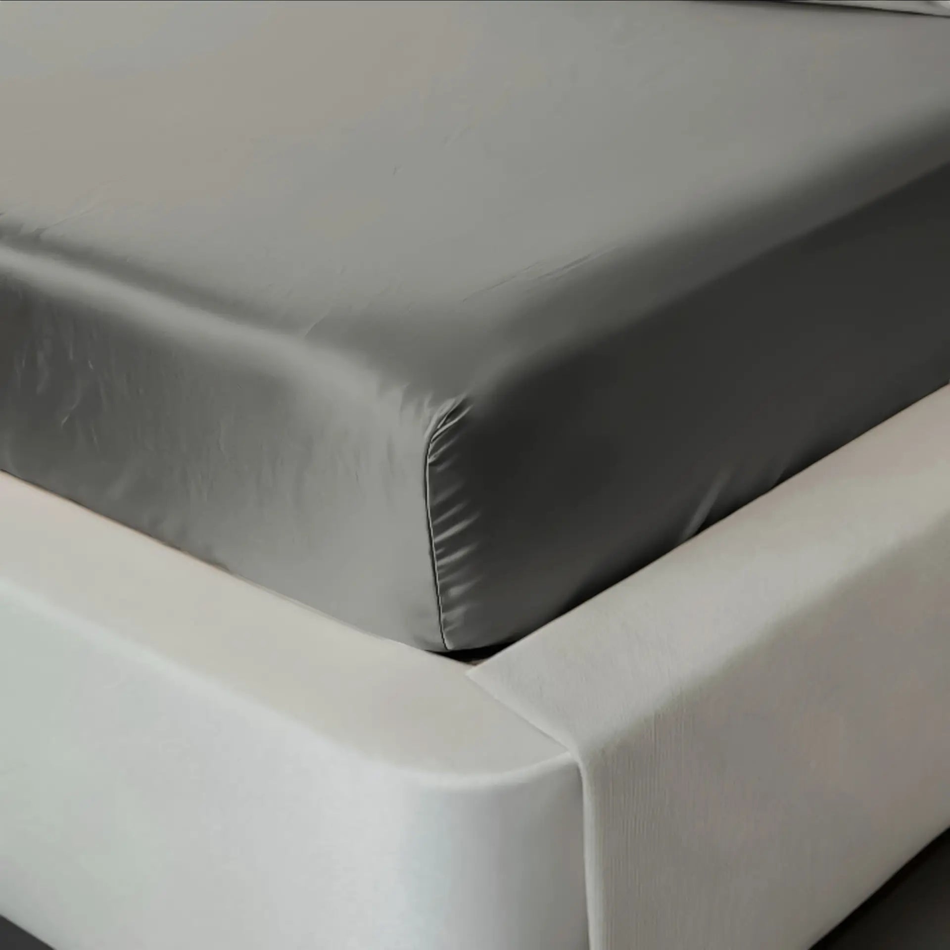 Silk Fitted Sheet (Dark Grey)