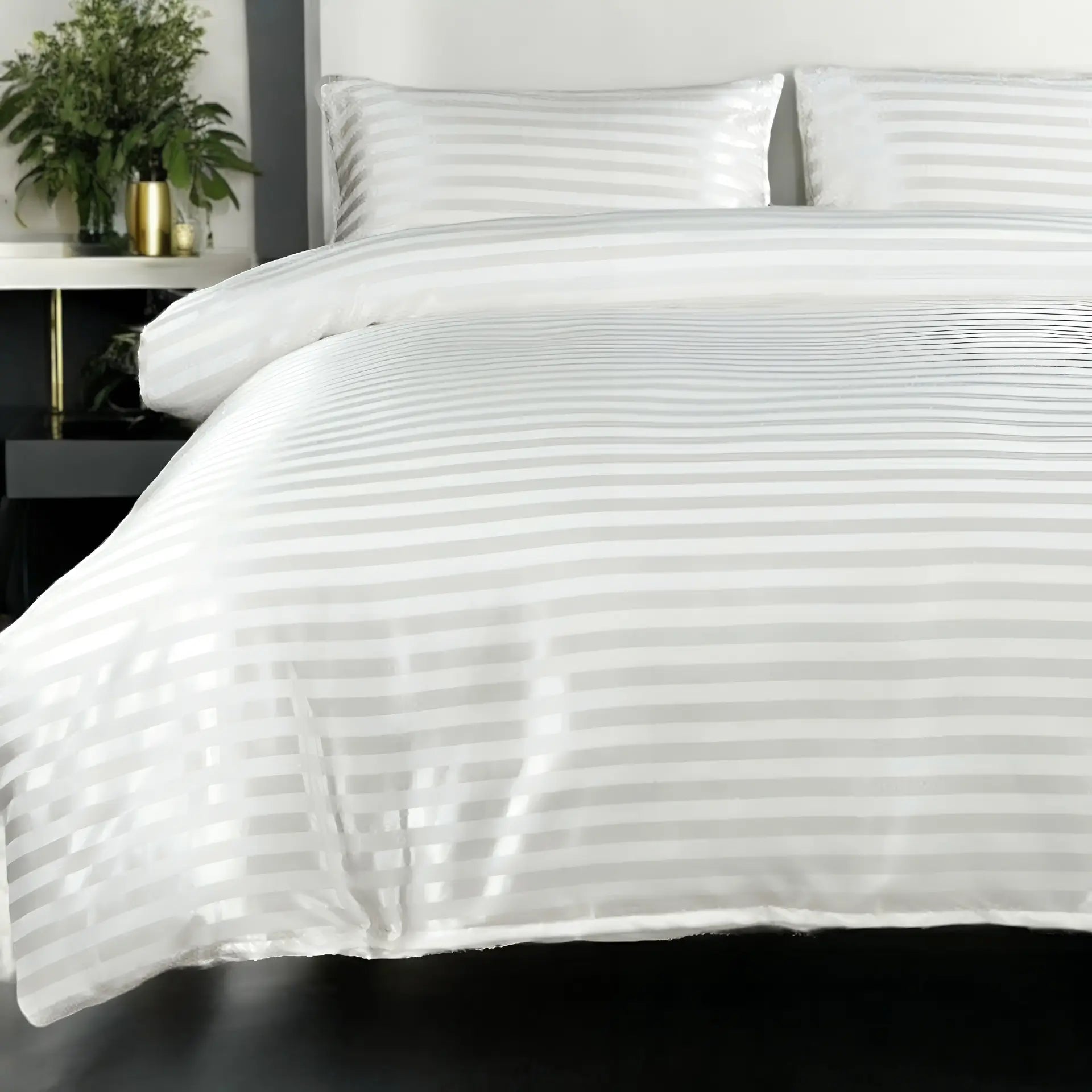 Silk Bedding Set (White Striped)