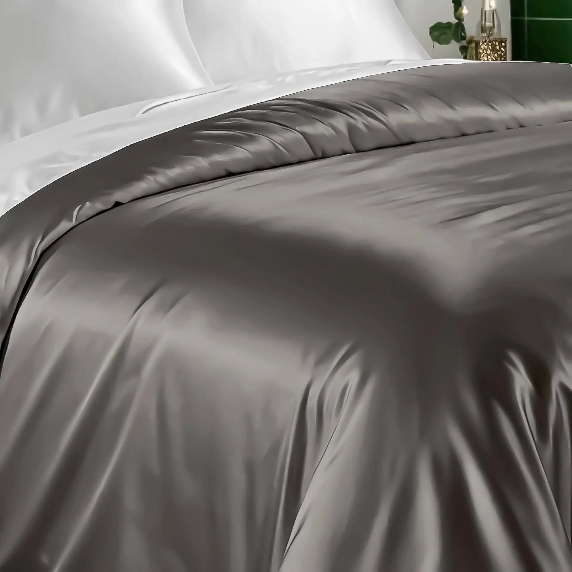 Temperature-regulating Duvet Cover (Dark Grey) Swiss Silk Shop PSBoutique.ch