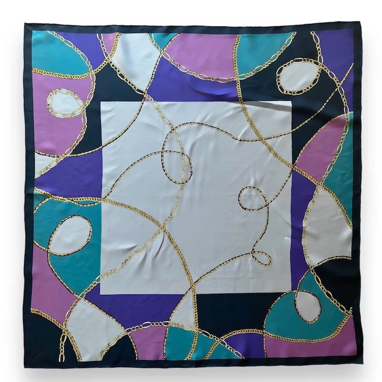 Twill Silk Scarf with Chain Pattern – Elegant & Versatile