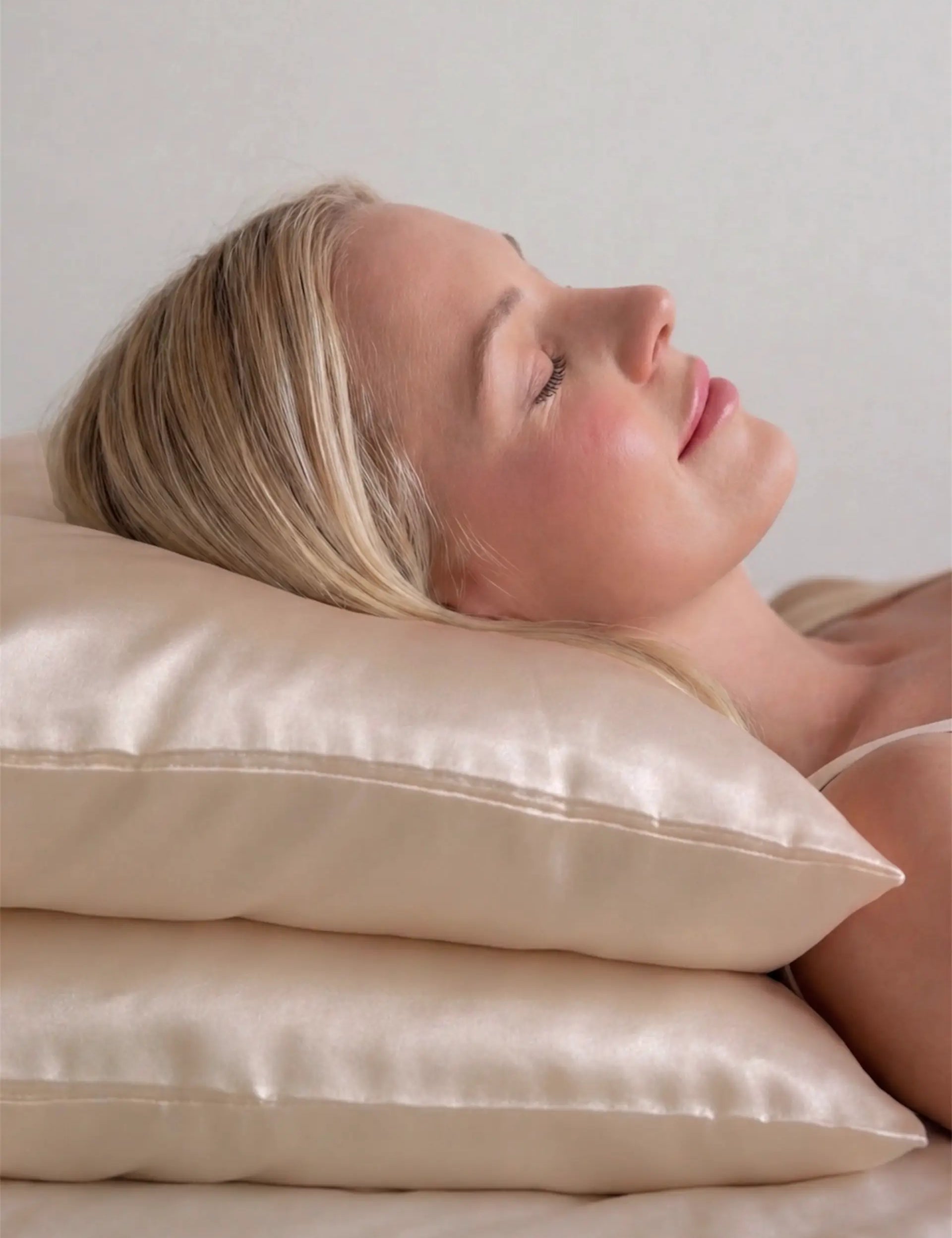 2 Silk Pillowcases Set (Beige)