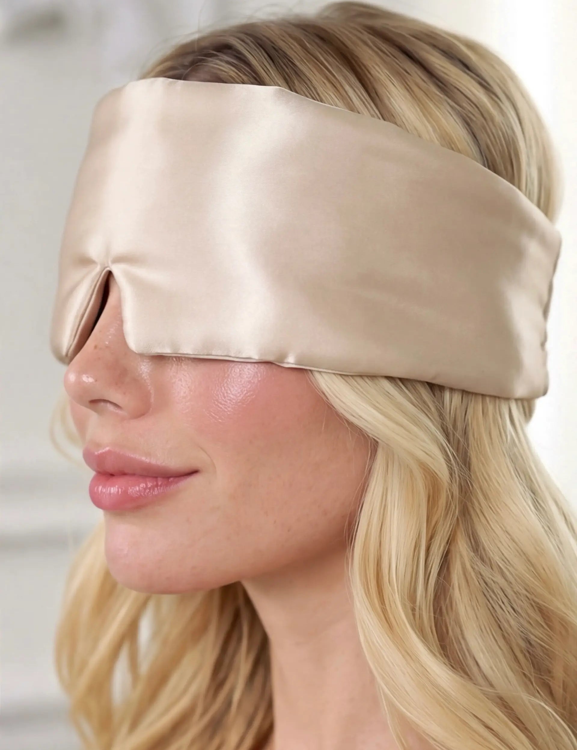 Silk Sleep Mask with Velcro (Beige)
