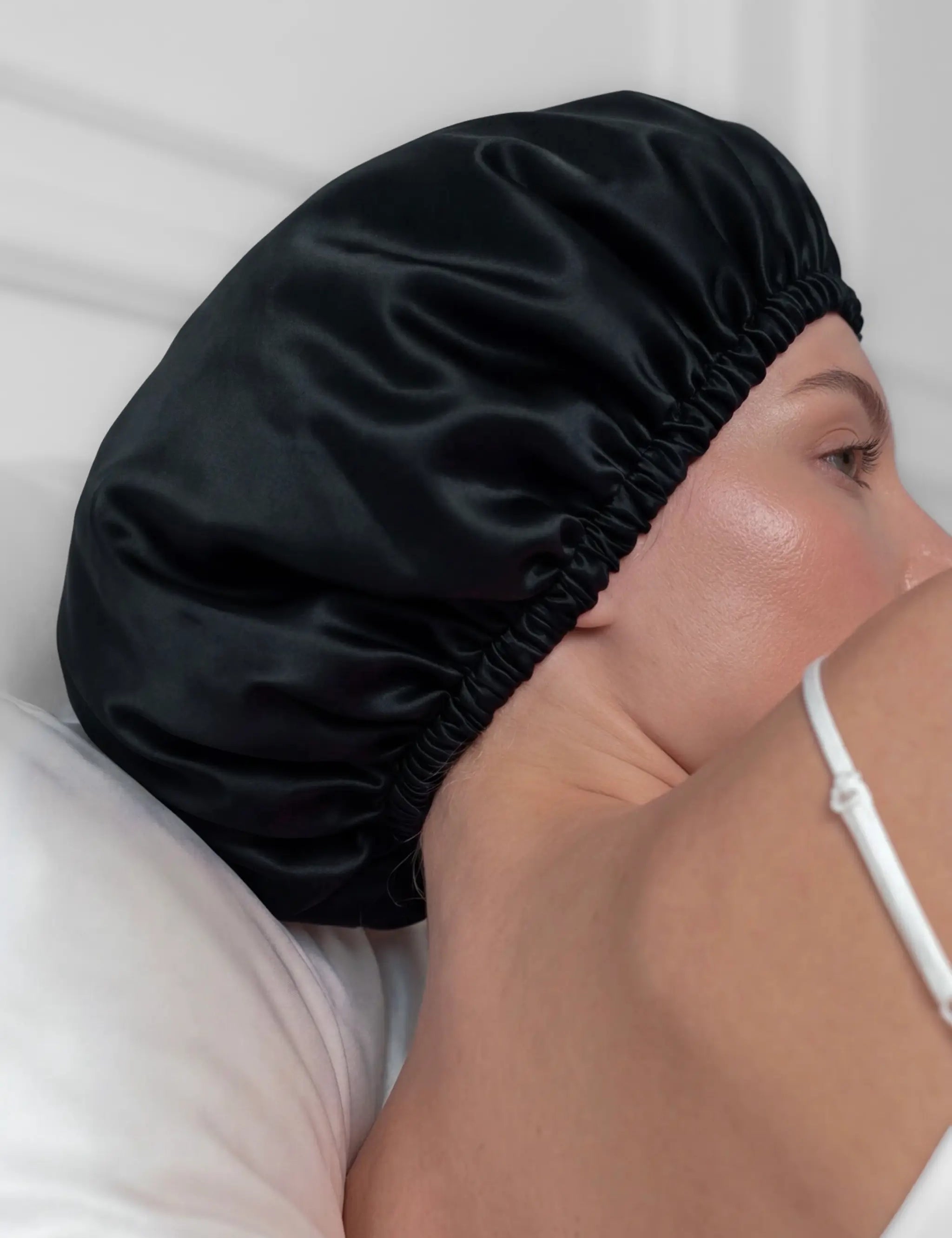 Large Silk Bonnet (Black)