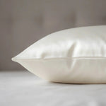 Mulberry Silk Pillowcase Set - Special Offer at PSBoutique Switzerland - 2 Silk Pillowcases Set (Ivory White) - PSBoutique.ch - <p data-end="509&quot...