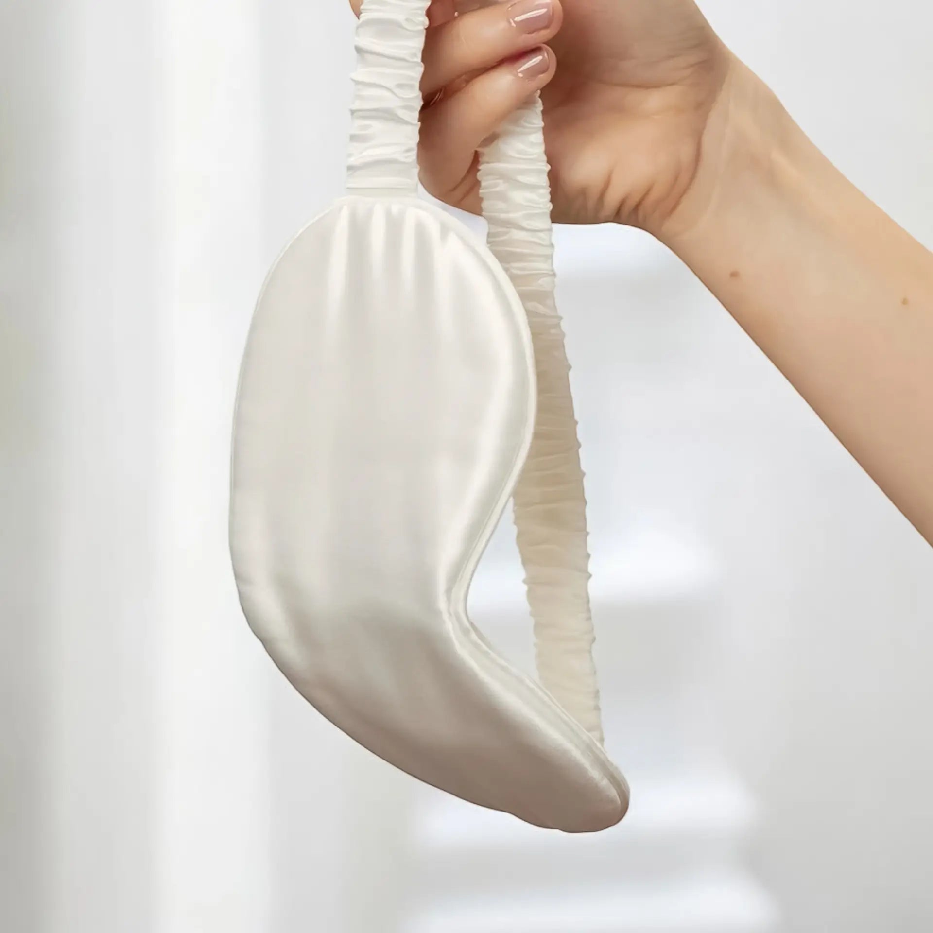 Night Mask – Pure Silk  (Ivory White) for Peaceful Sleep % Sale % Swiss Boutique | psboutique.ch