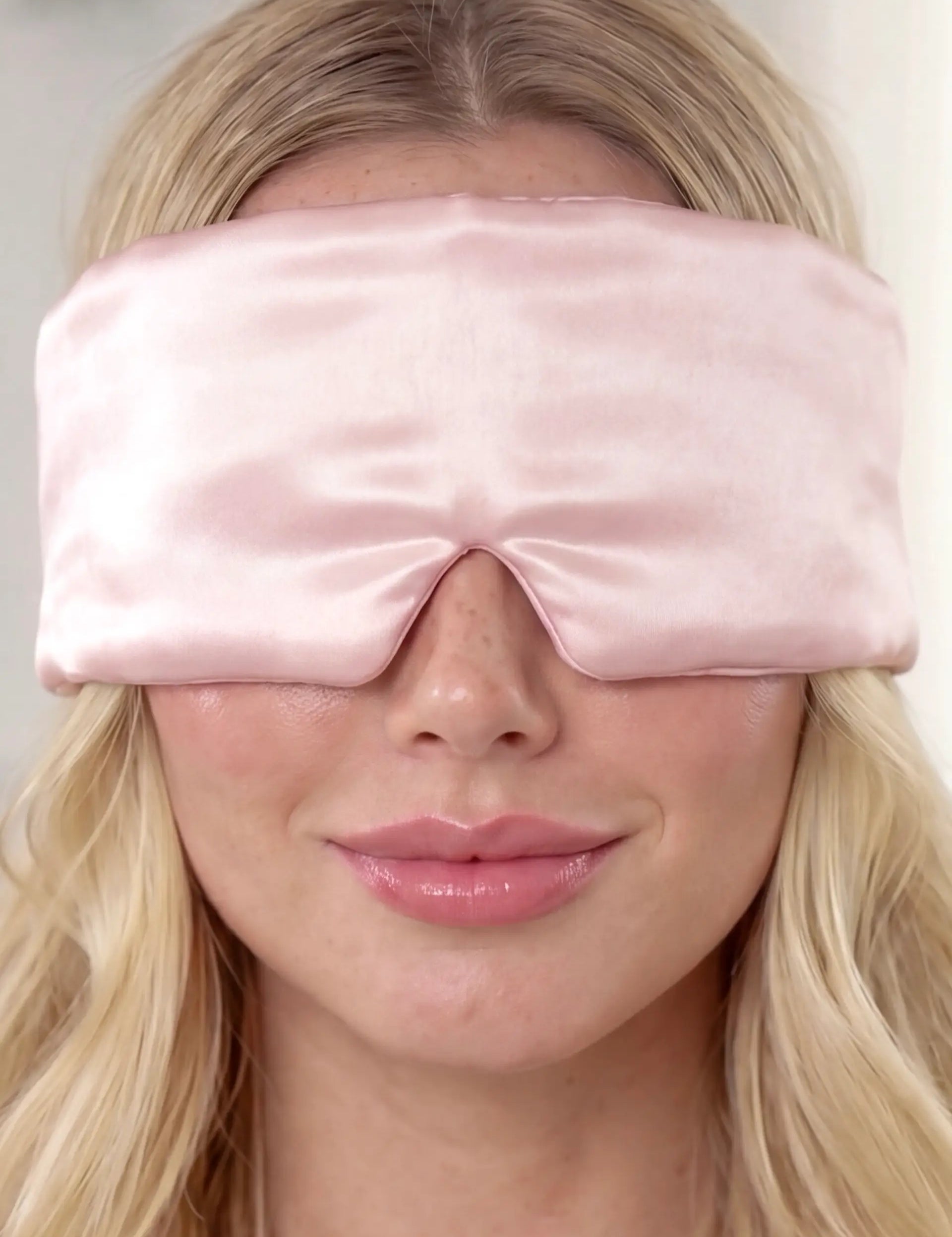 Silk Sleep Mask with Velcro (Pink)