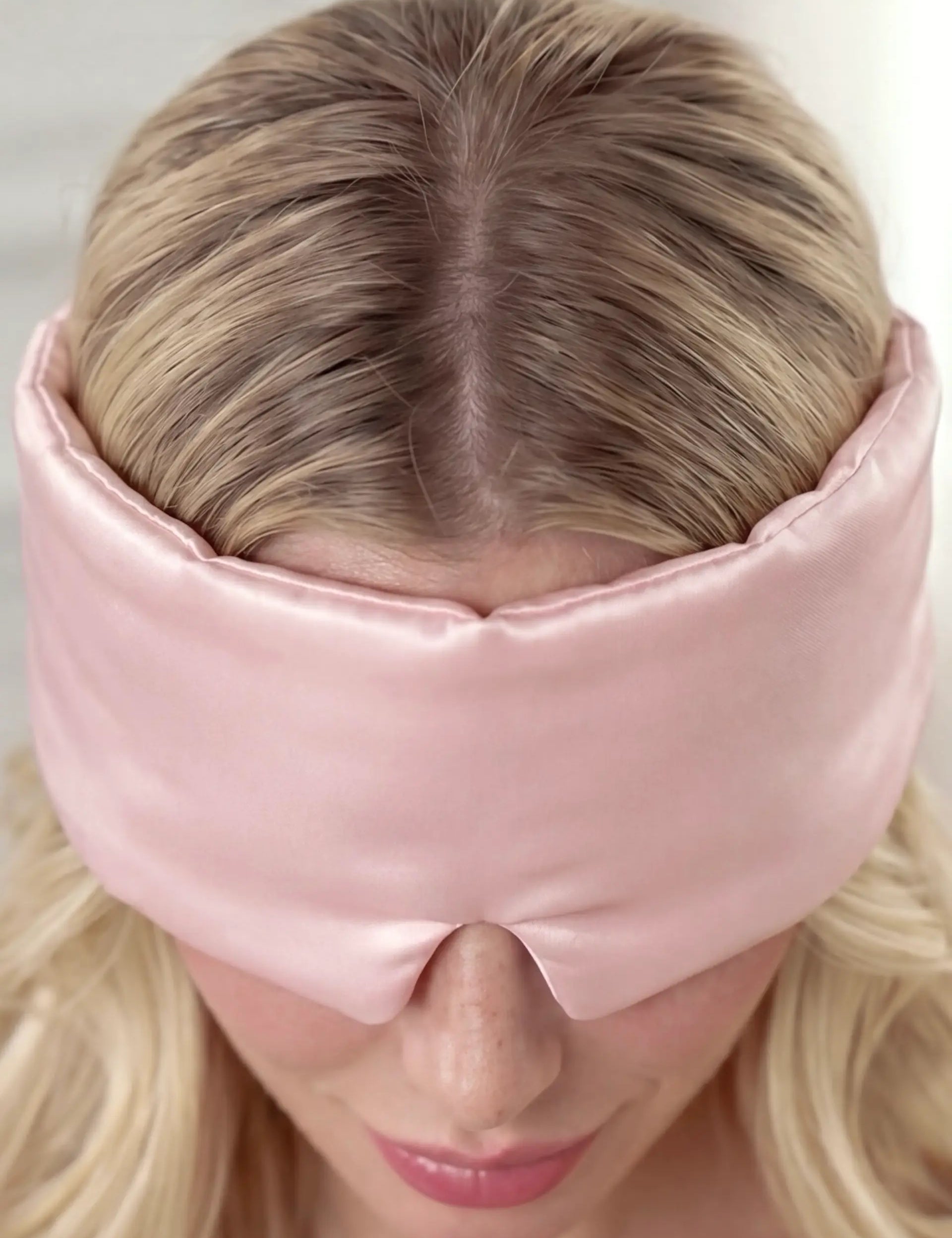 Silk Sleep Mask with Velcro (Pink)