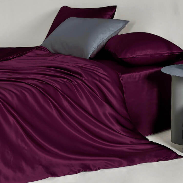 Silk duvet cover Bordeaux buy in Switzerland Pure Swiss Boutique