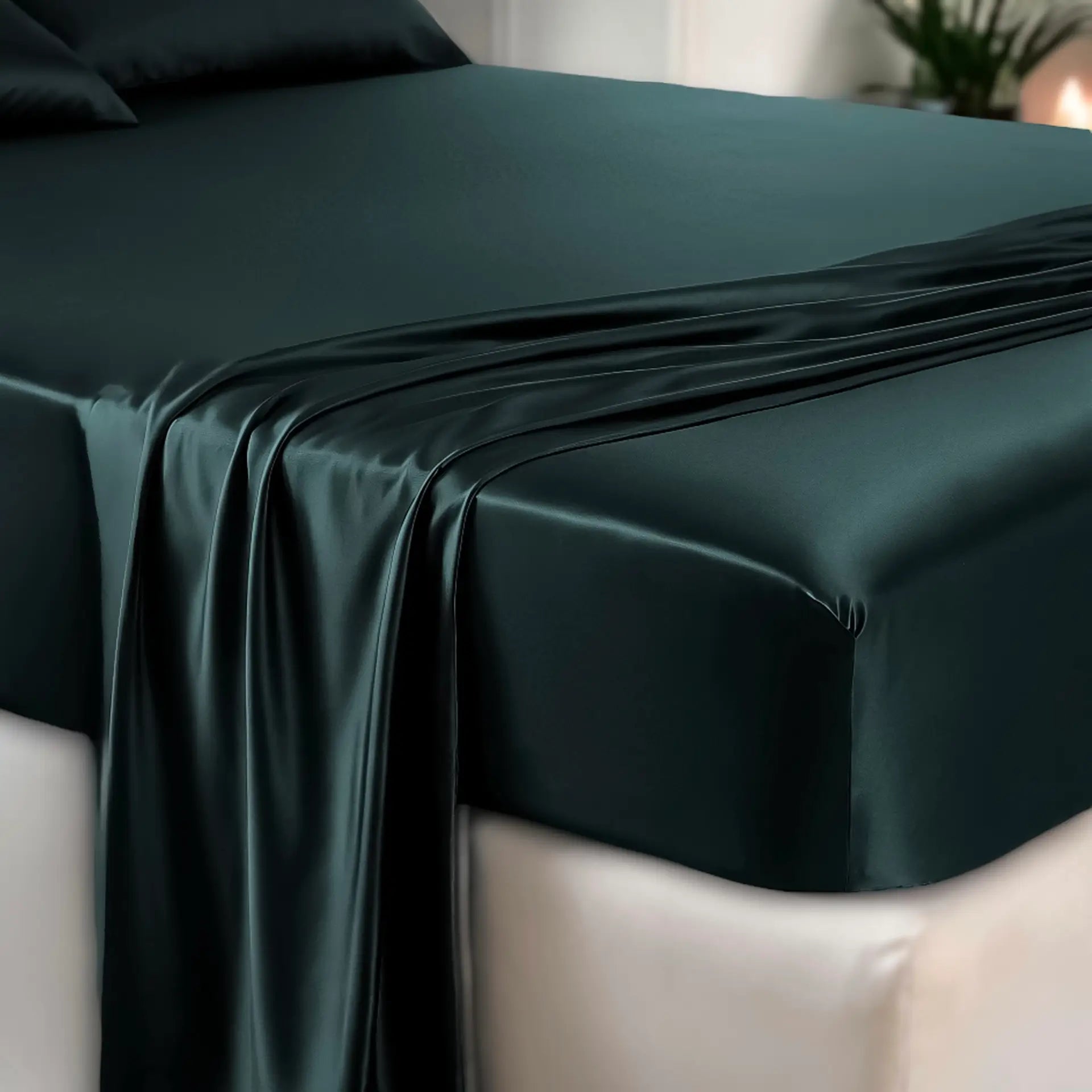 Silk Fitted Bedsheet (Dark Green) % Sale %  Soft, Secure & Luxuriously Smooth | psboutique.ch