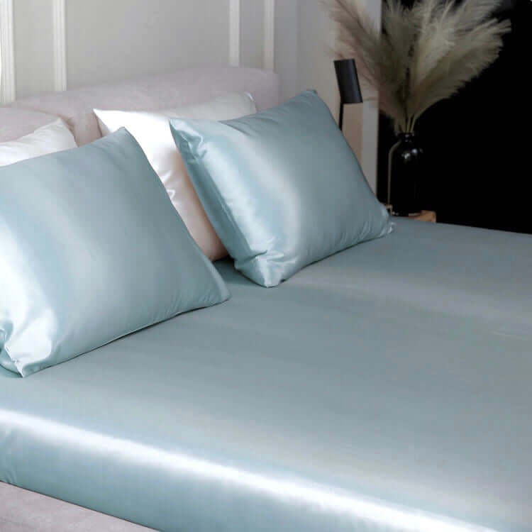  Silk fitted sheet Light Blue buy in Switzerland Pure Swiss Boutique