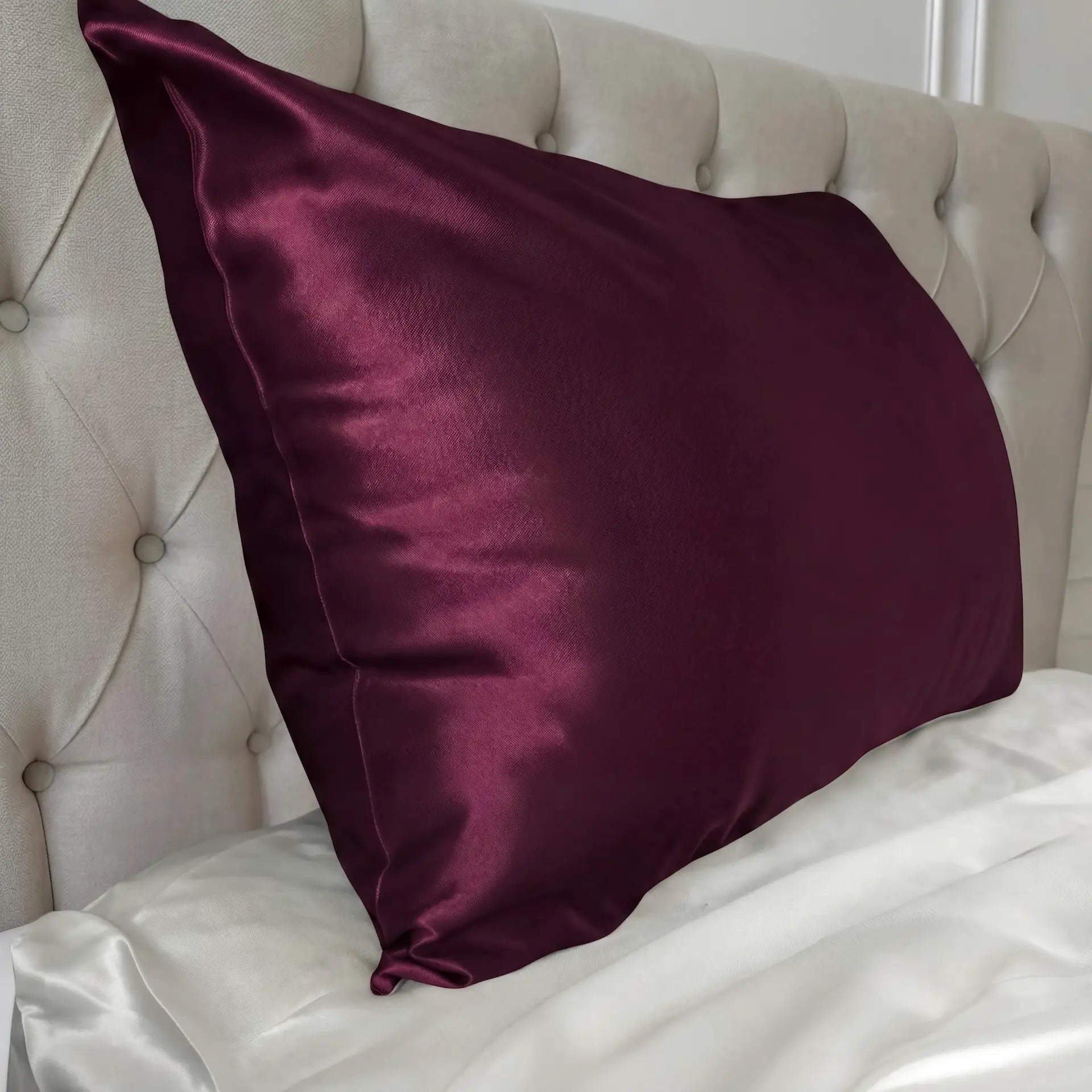 Silk Satin Pillowcase 100% Silk - Skin-Friendly &amp; Elegant - Sale % - Silk Pillowcase (Bordeaux) - PSBoutique.ch - <p>Wake up refreshed and radiant ...
