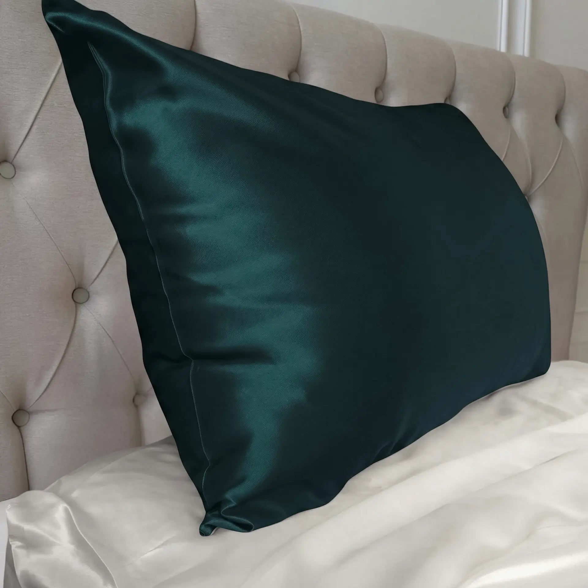 Silk Pillowcase (Dark Green)