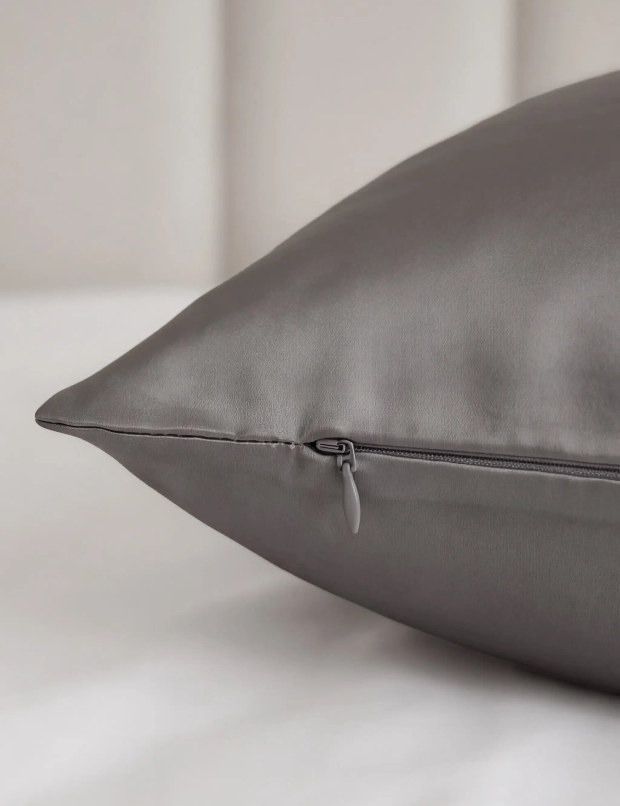 Silk Pillowcase (Grey)