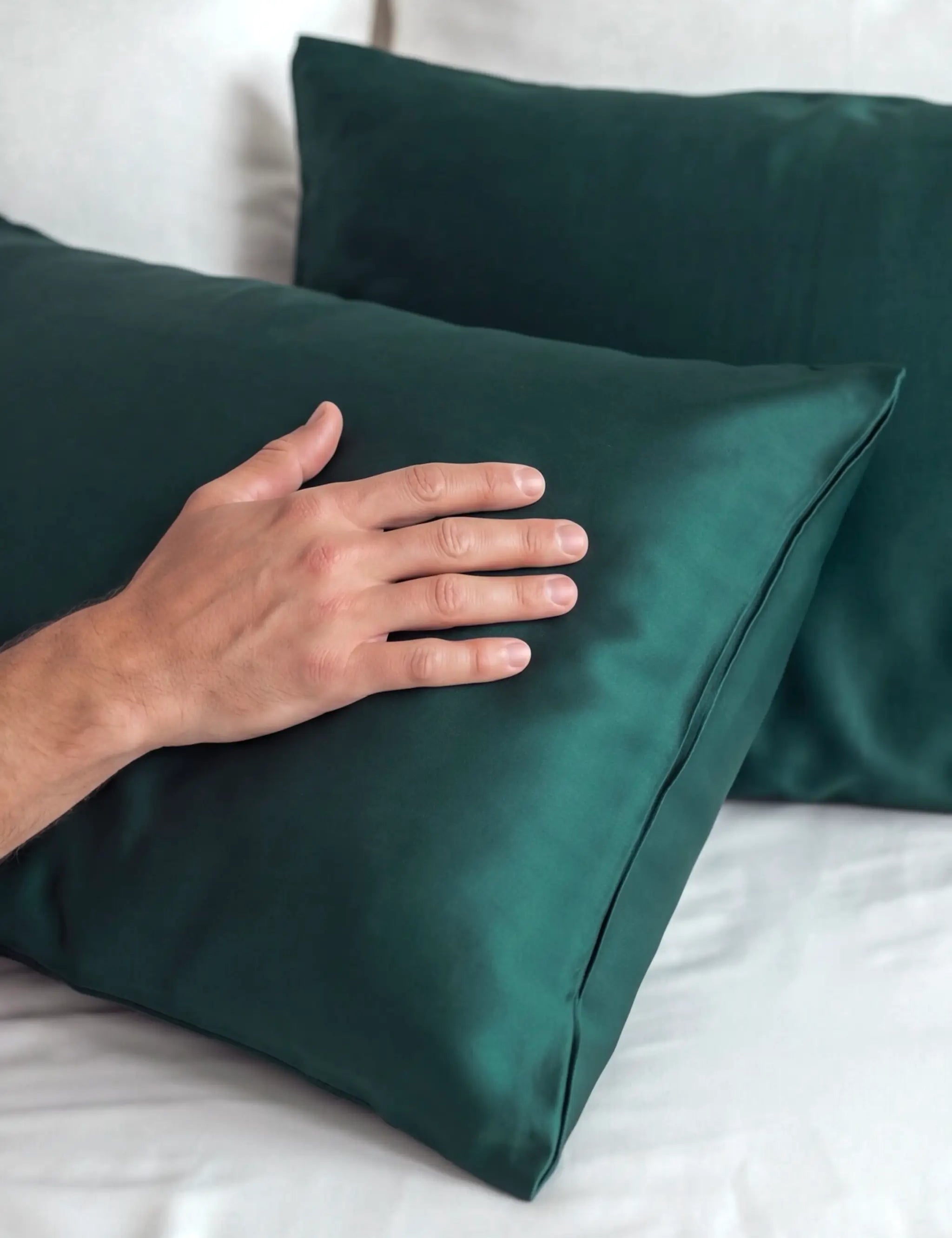 2 Silk Pillowcases Set (Dark Green)