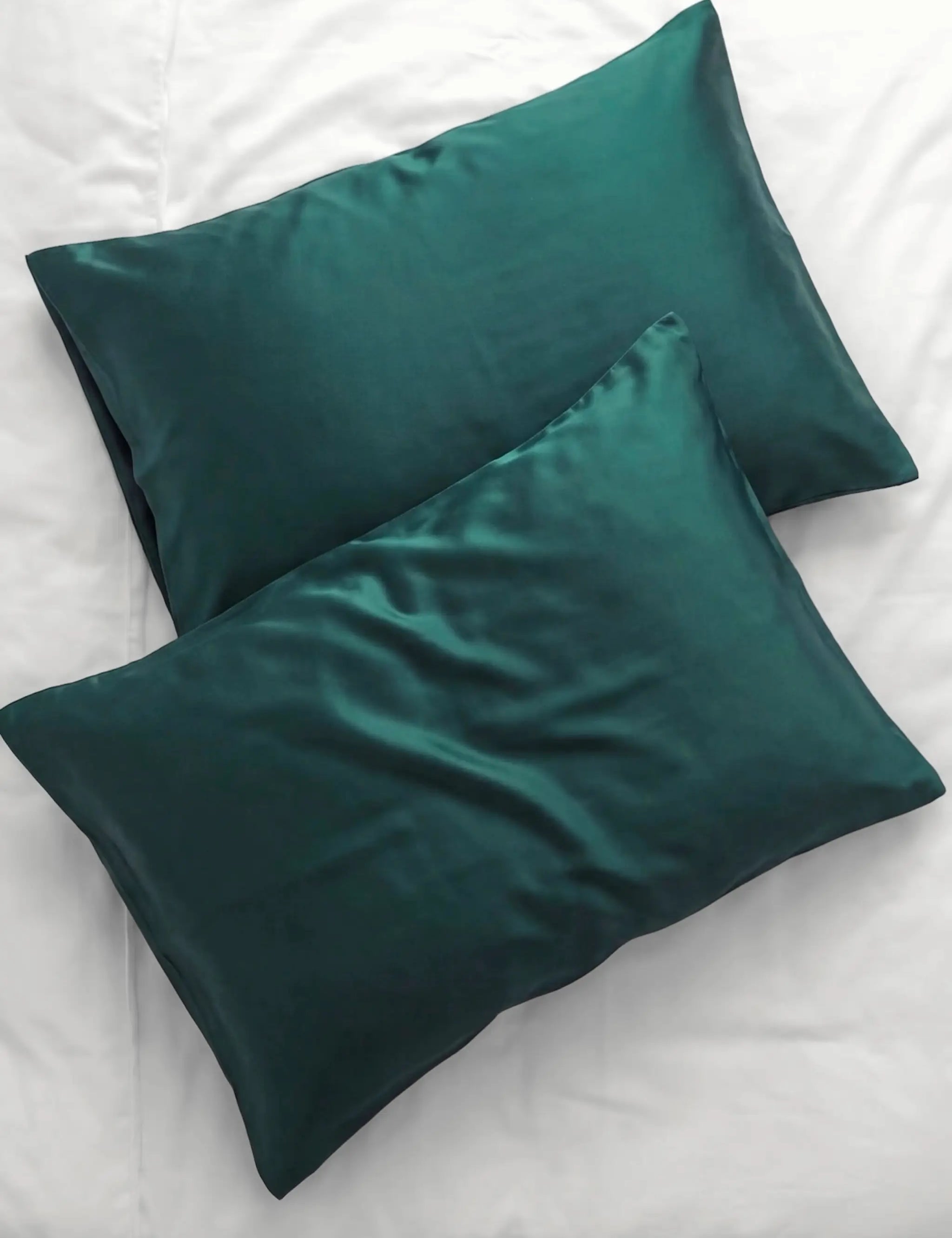 2 Silk Pillowcases Set (Dark Green)