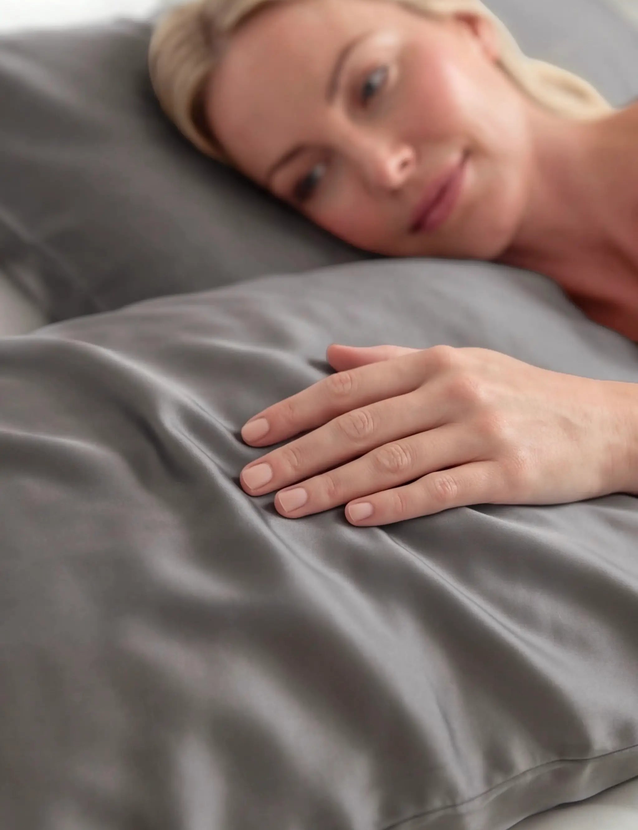2 Silk Pillowcases Set (Grey)