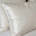 Mulberry Silk Pillowcase Set - Special Offer at PSBoutique Switzerland - 2 Silk Pillowcases Set (Ivory White) - PSBoutique.ch - <p data-end="509&quot...