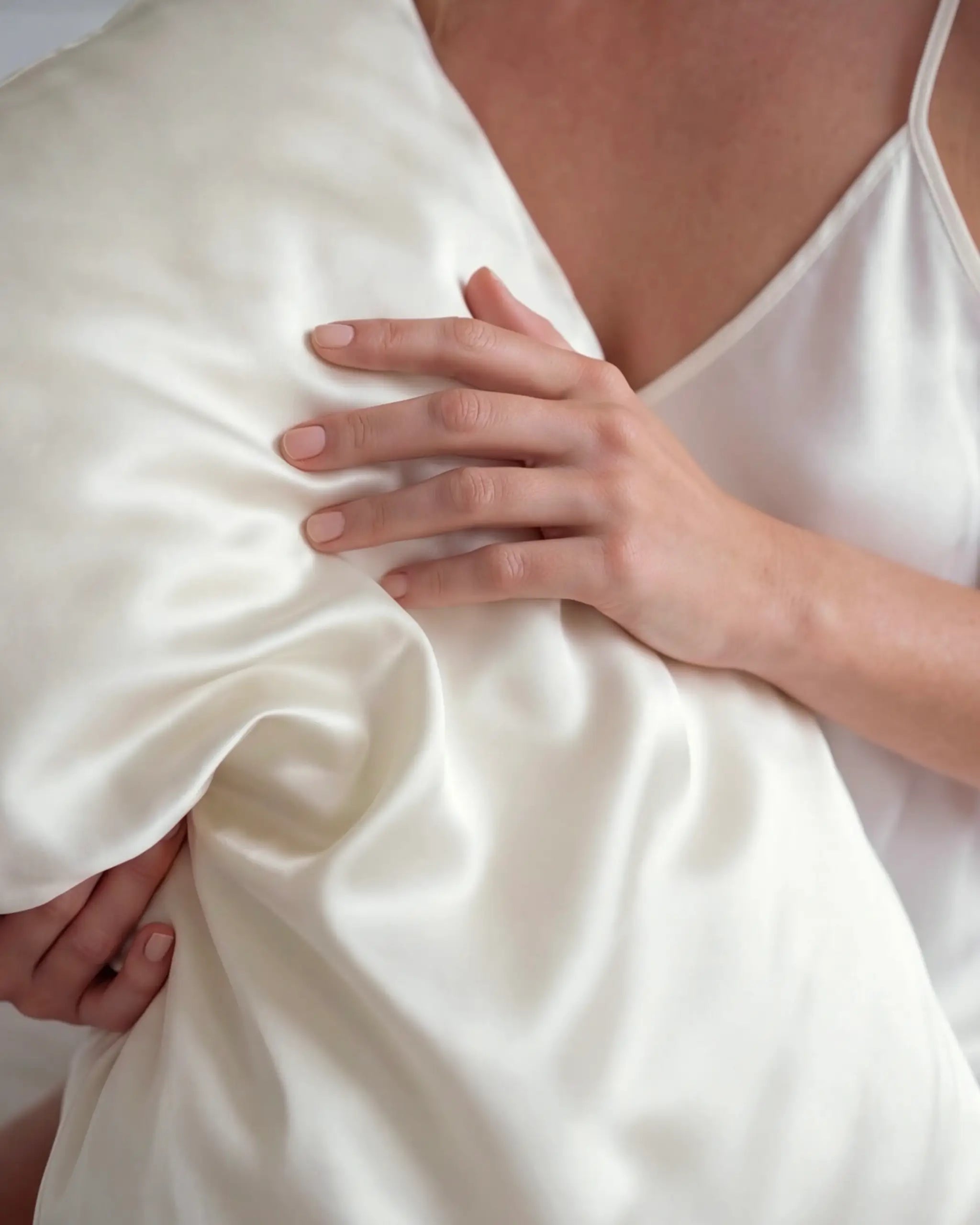 Silk Pillowcase (Ivory White)