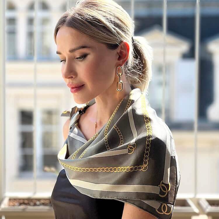 Small Silk Scarf in Warm Grey with Chains Pattern – Subtle & Elegant